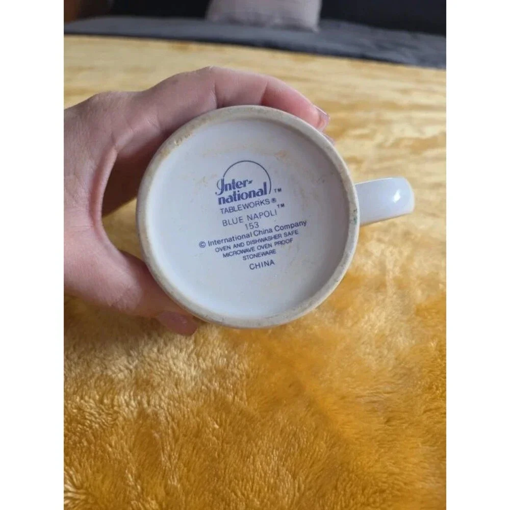 International Tableworks coffee mug